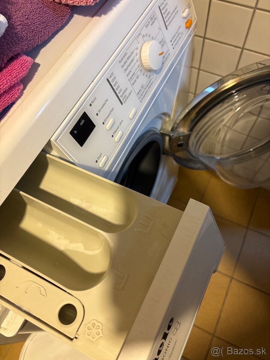 Práčka Miele W 3241 - 6