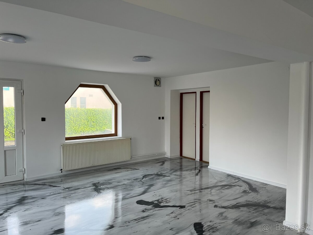 Obchodné priestory v centre obce Borský Mikuláš - 6