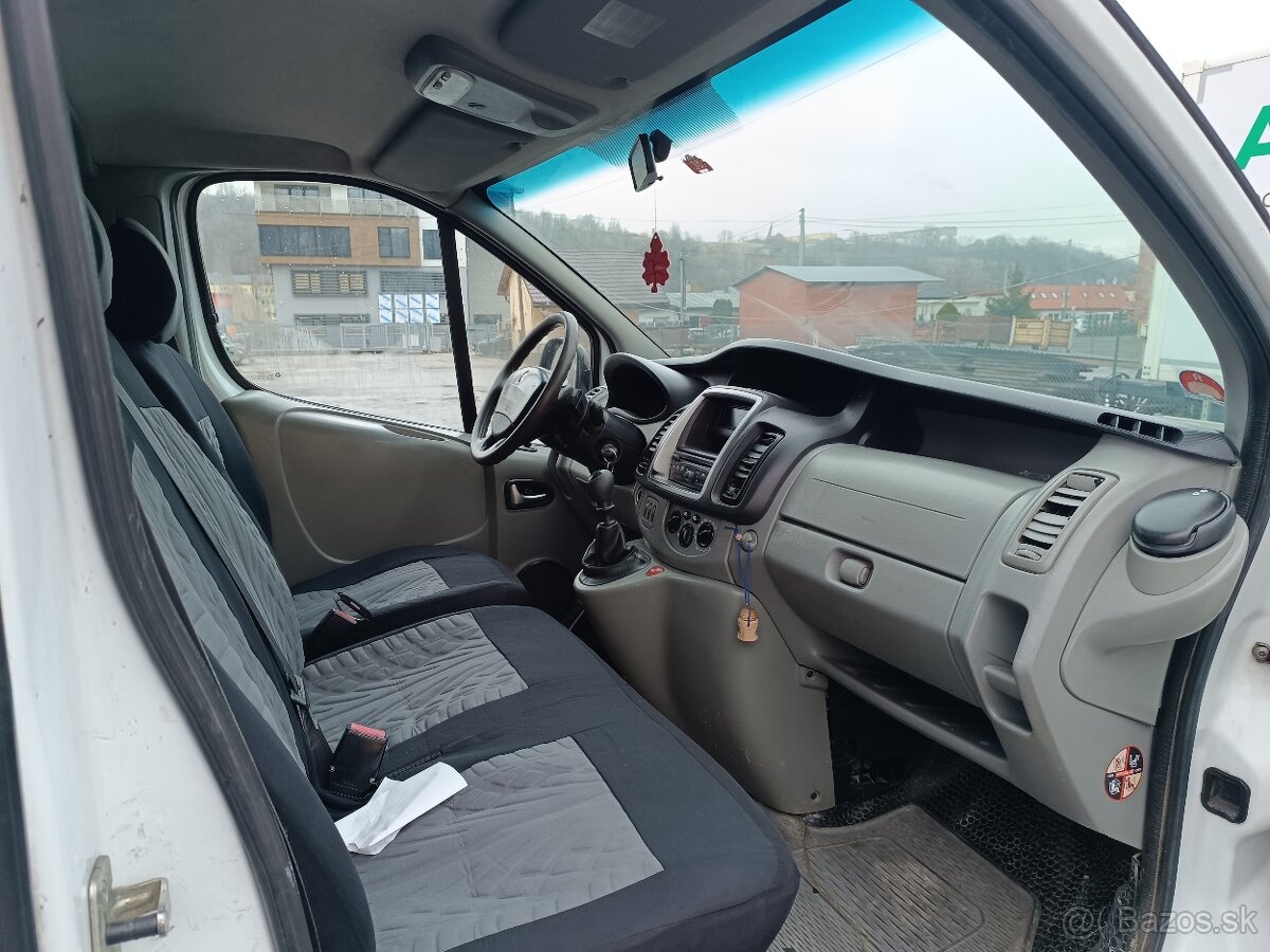 Renault Trafic 2.0 dCi L1H1 - 6