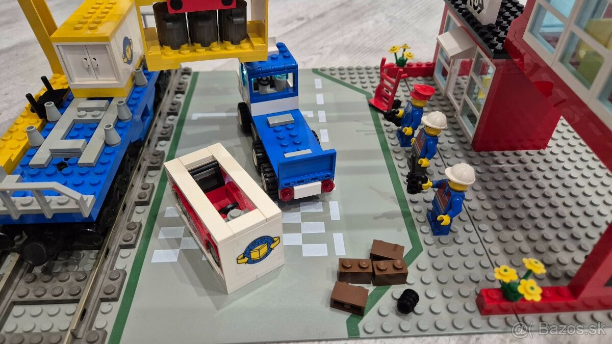 LEGO 4555 9V Train - Cargo Station - 6