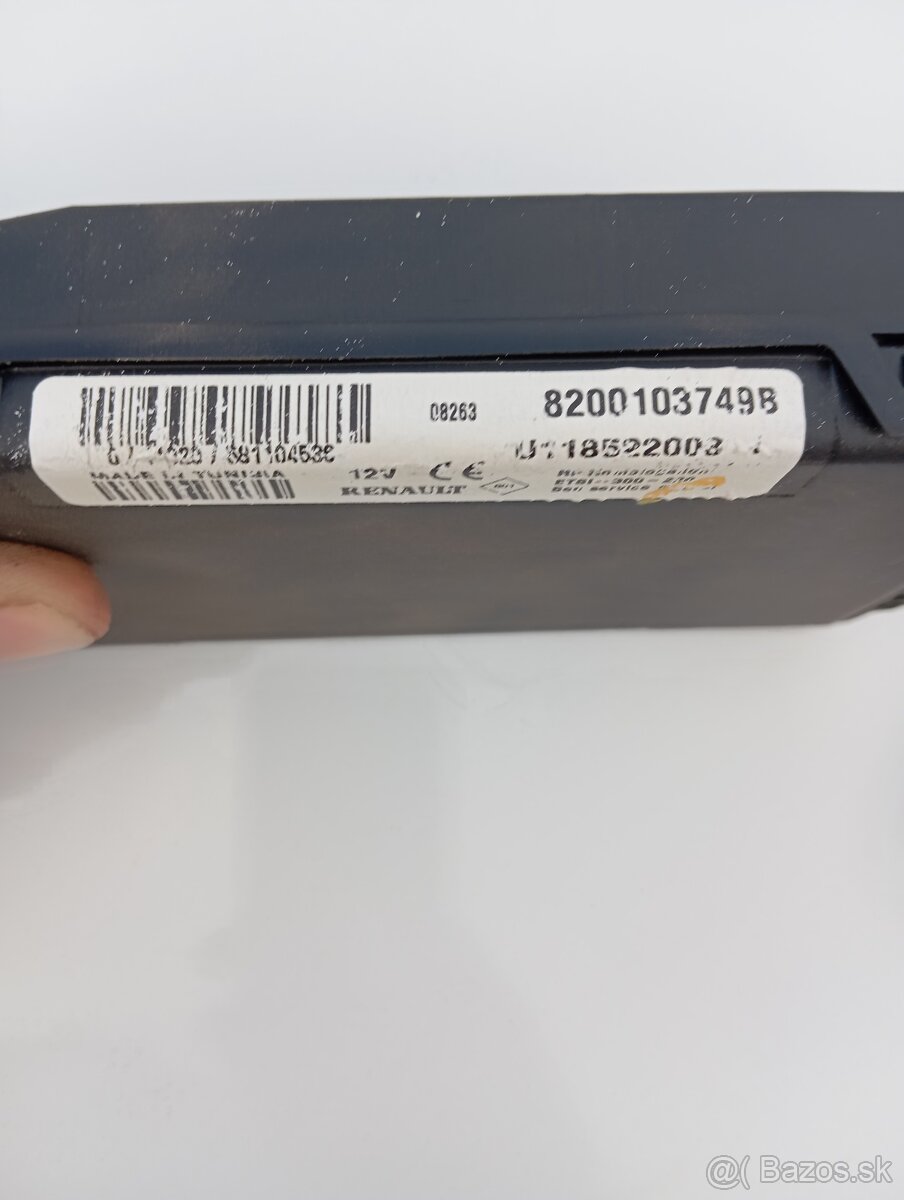 riadiaca jednotka centralu s kľúčom Renault Thália rok 2011 - 6