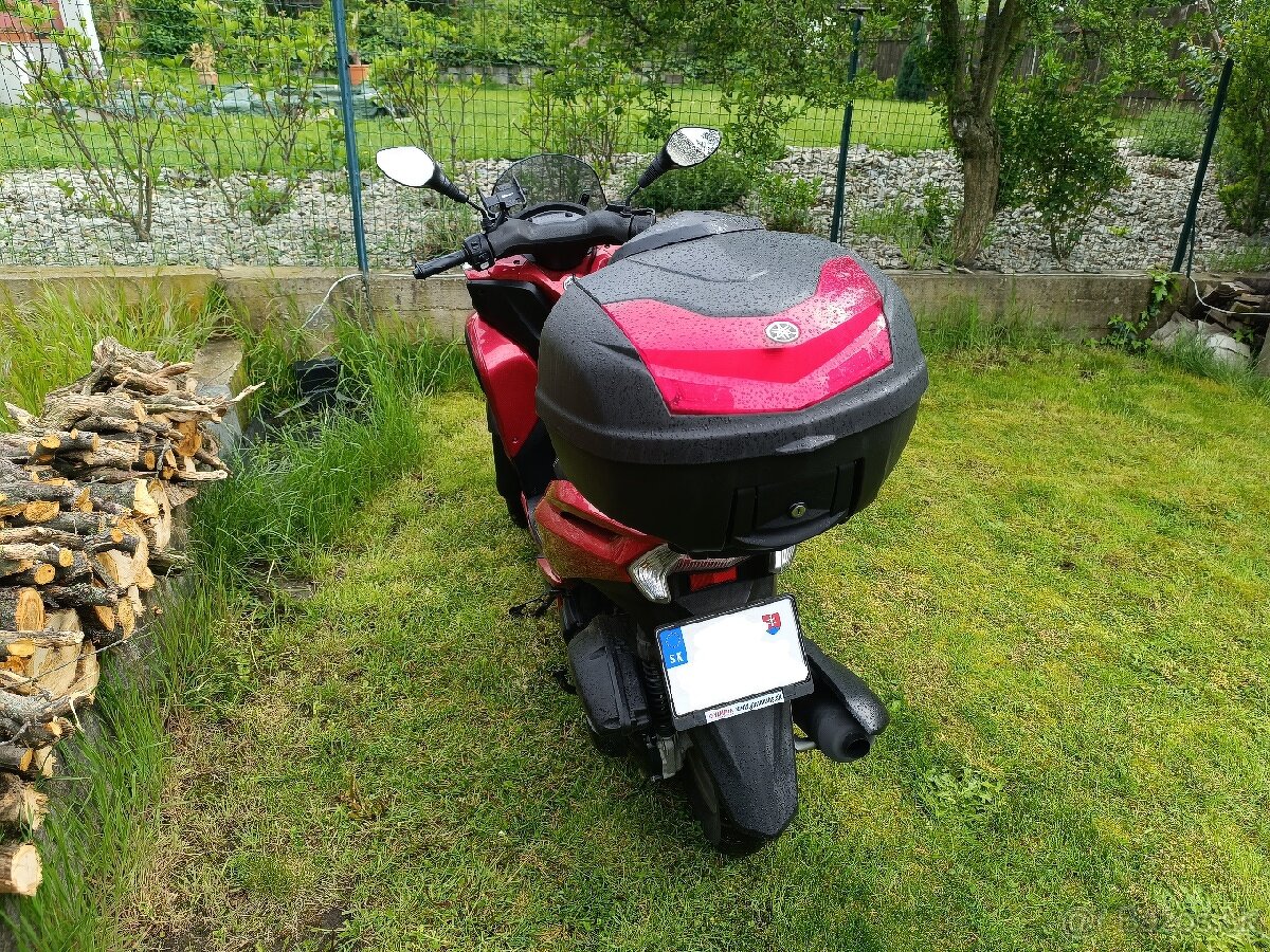 Predám trojkolku Yamaha Tricity 125 ABS 2016 vodičák B - 6