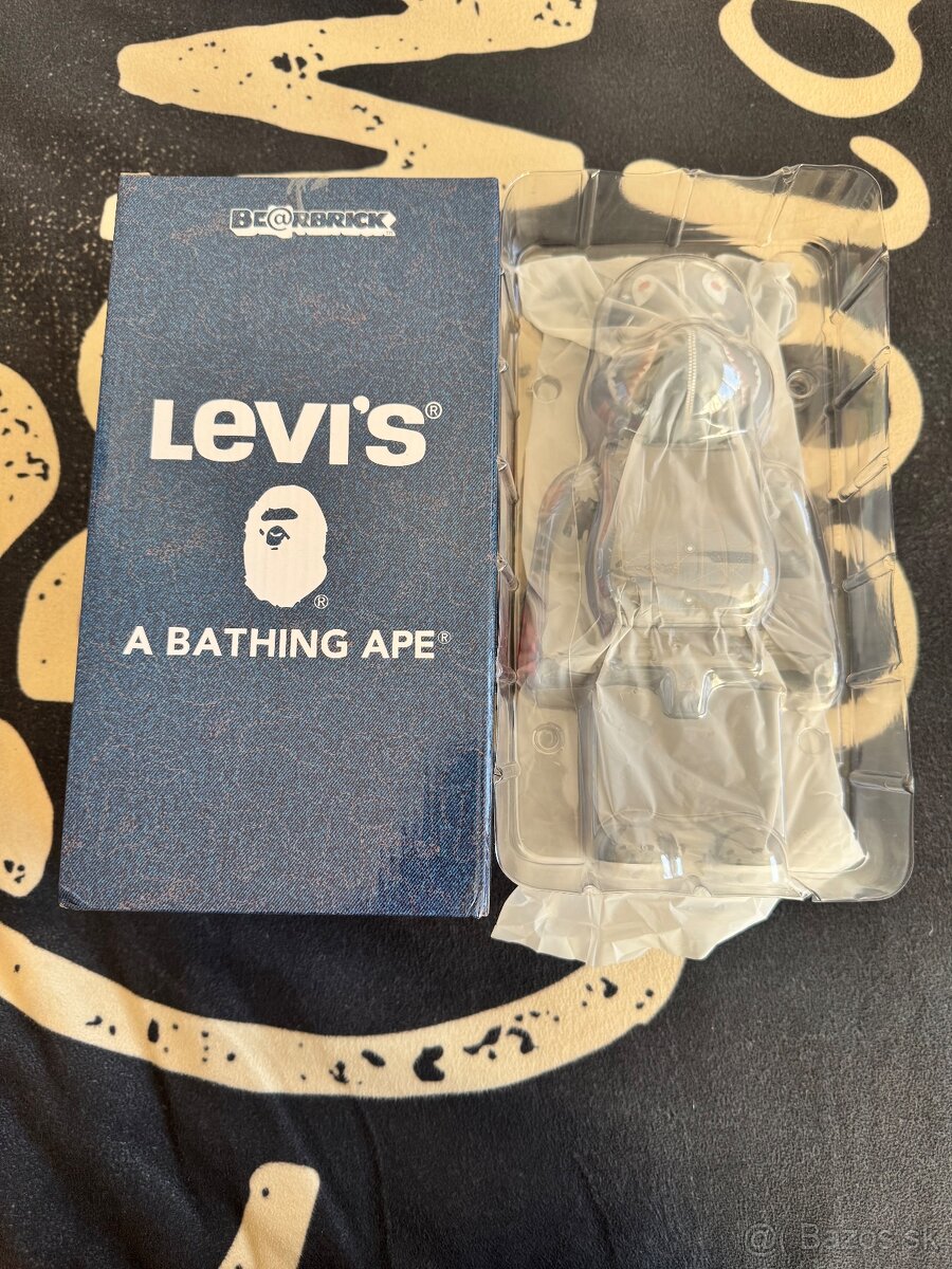 Bearbrick Bape x Levis 400% - 6