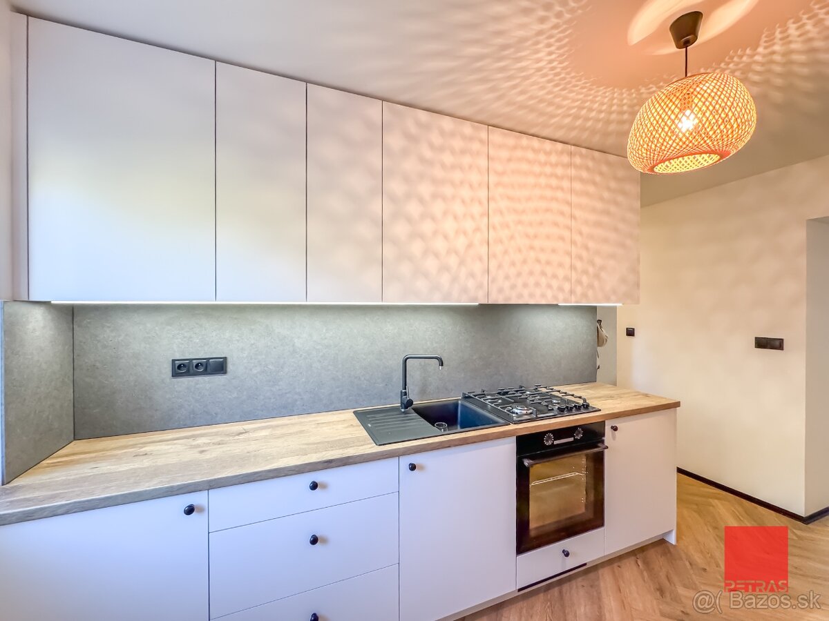 MODERNÝ 2 IZBOVÝ BYT STARÉ SÍDLISKO - 6