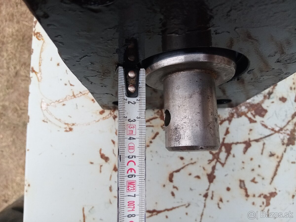 Hydraulický valec s prírubou - 6