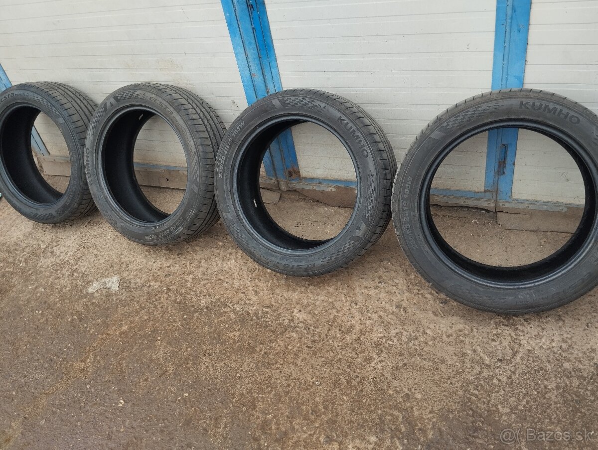 Pneumatiky 235/50 r19 - 6