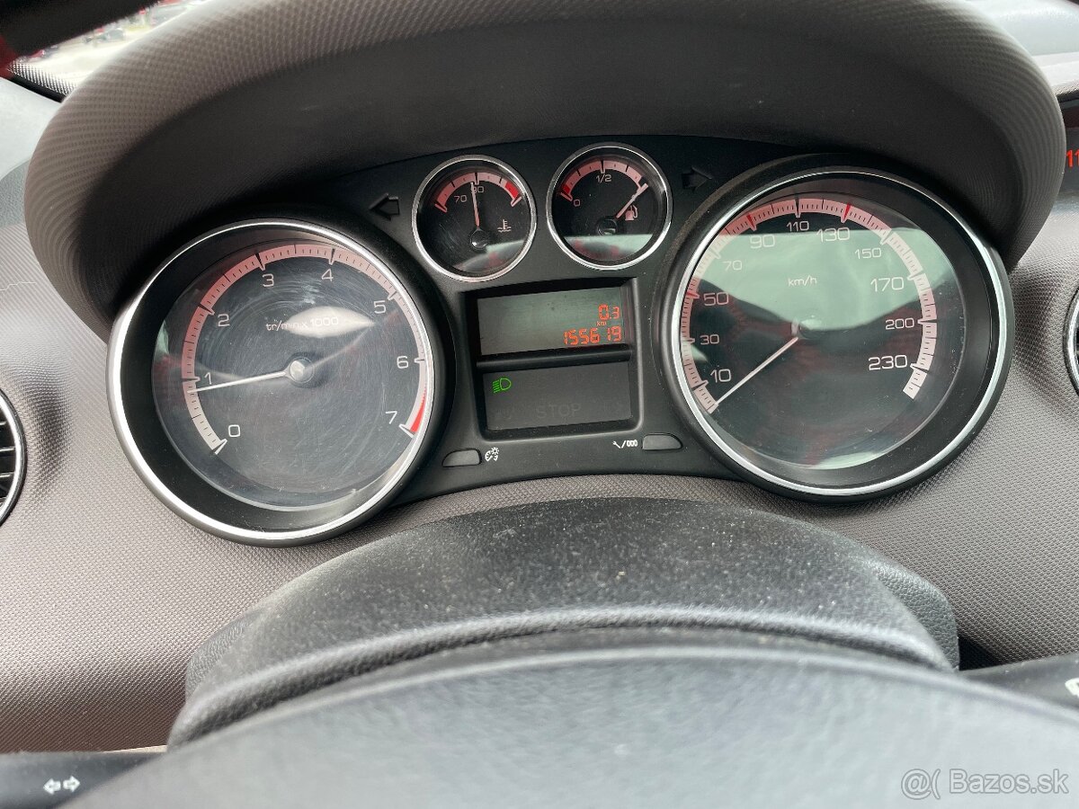 Peugeot 308sw 1.6 VTI - 6