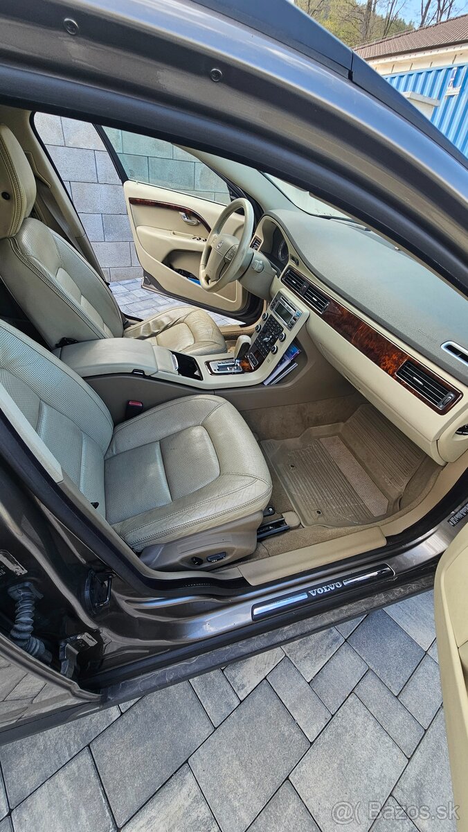 volvo xc70 3.2 - 6