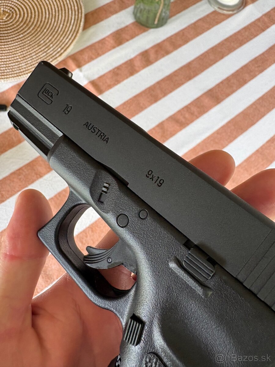Glock 19 Co2 - 6