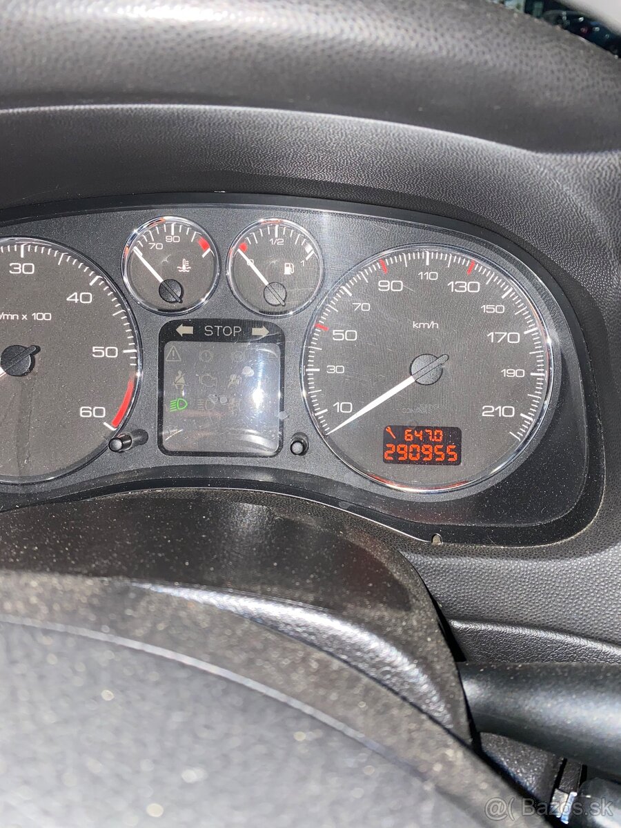 Peugeot 307 1,6hdi 80kw 2008 - 6