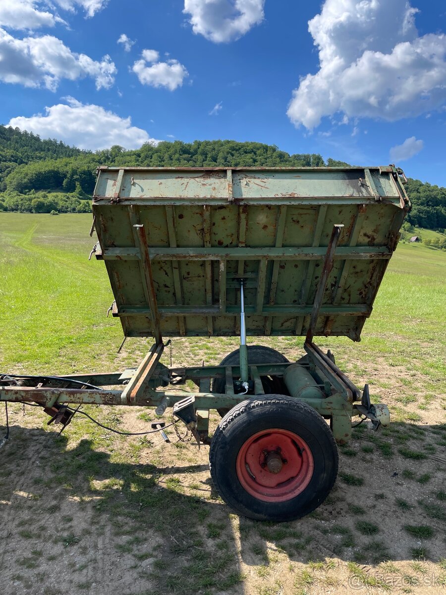 Vyklapacia vlecka - 6