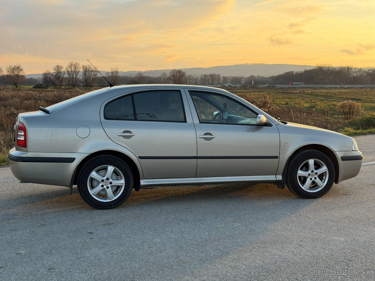 Predám Škoda Octavia Tour 1.6 MPI (75kw), 2005 - 6