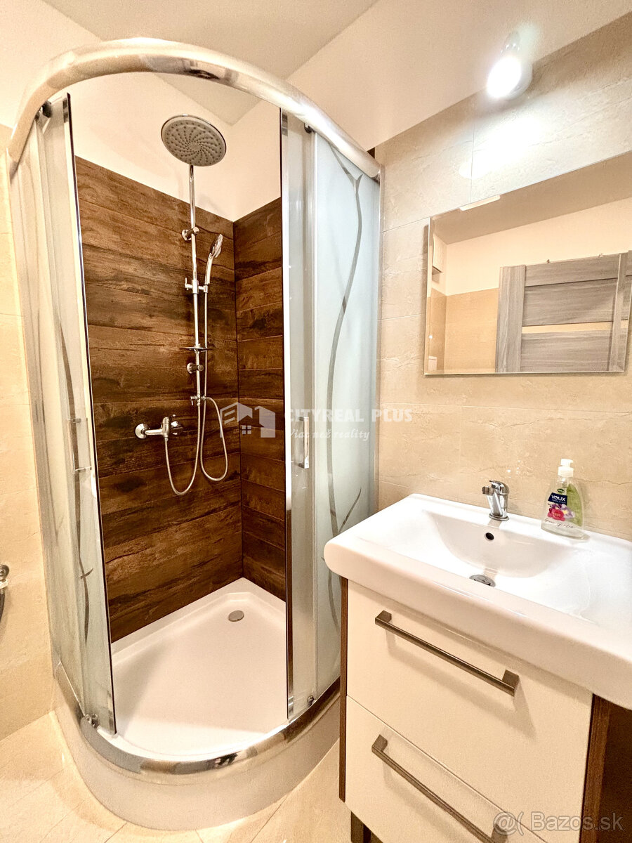 Ponúkame Vám na prenájom v novostavbe zariadenú garsónku v m - 6