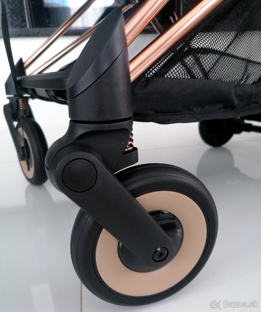 NOVÁ Cybex coya s madlom - 6