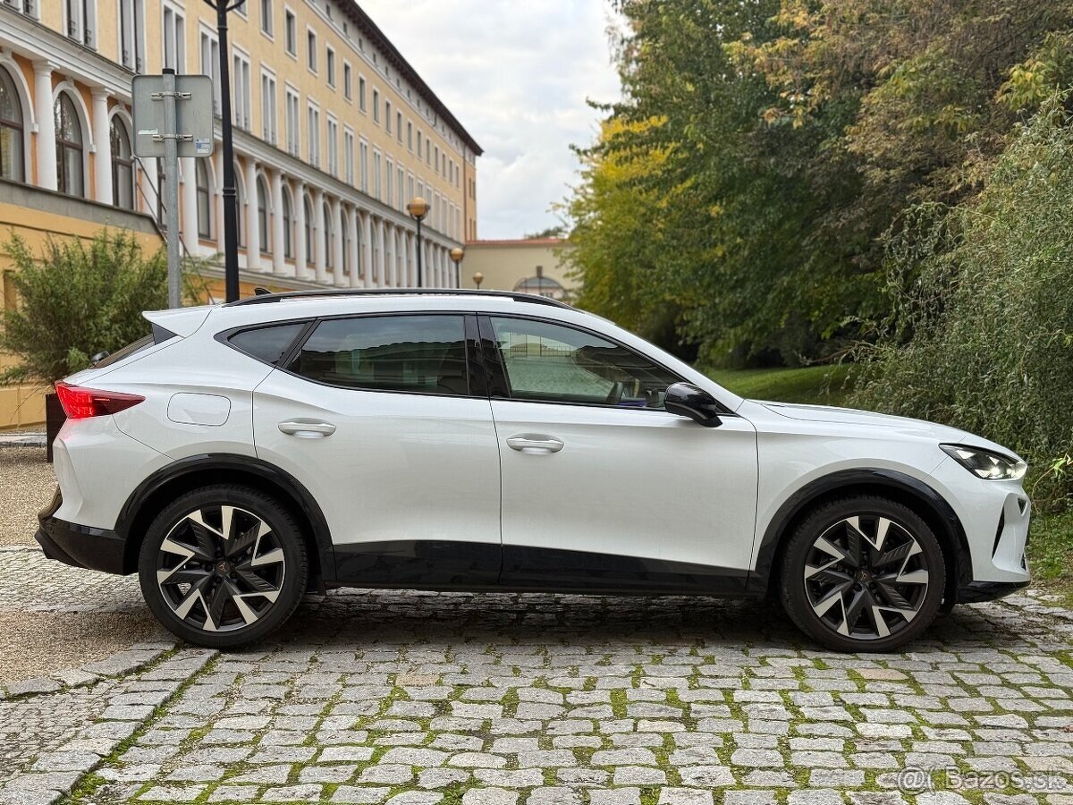 Cupra Formentor VZ, 4x4, 245kw, tažné, TOP výbava - 6