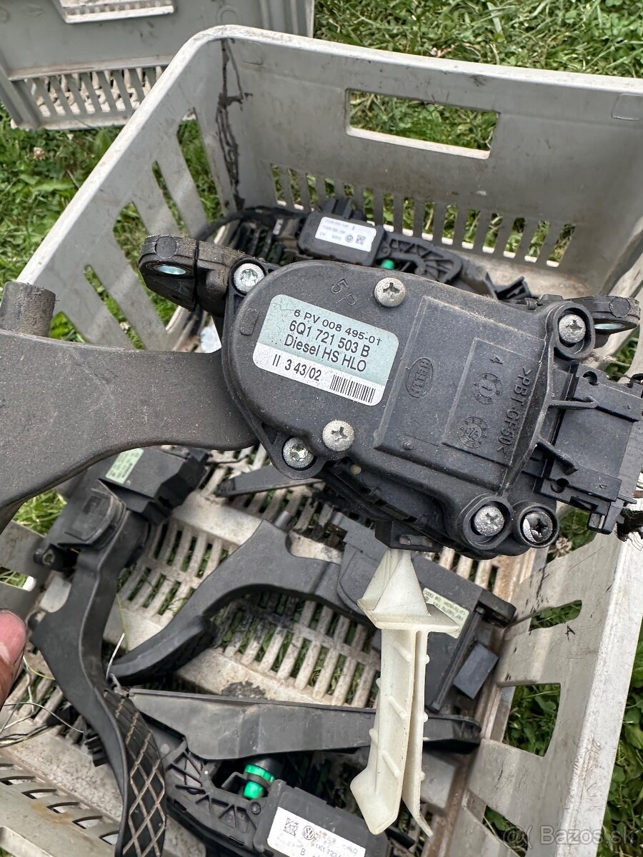 Plynovy pedal golf4 octavia 2 golf 5 jetta - 6