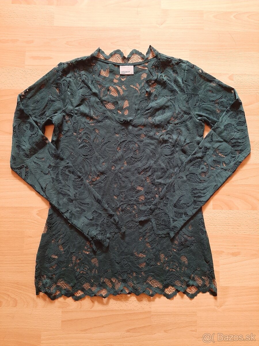 Tmavozelený čipkovaný top Vero Moda - 6