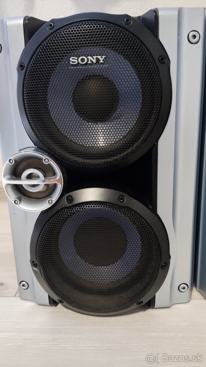 Sony HCD-RG222 Mini Hi-Fi systém / 3-CD menič / MP3 - 6