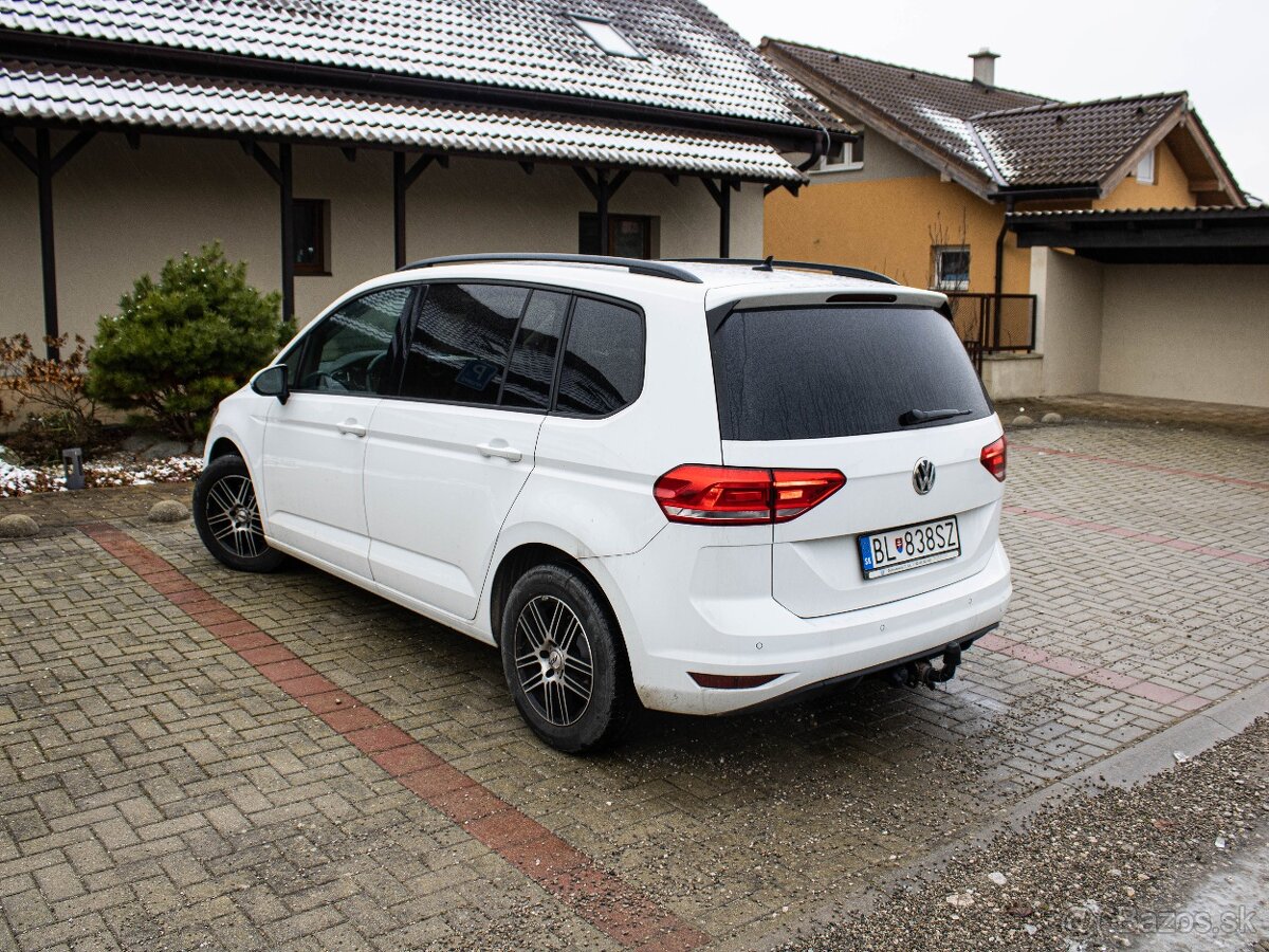 Volkswagen Touran 1.6 TDI SCR 115k Comfortline DSG - 6