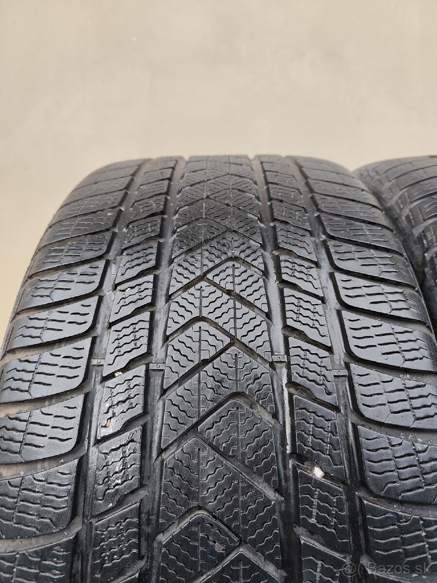 2x 315/35R21 Zimné pneu Pirelli - 6