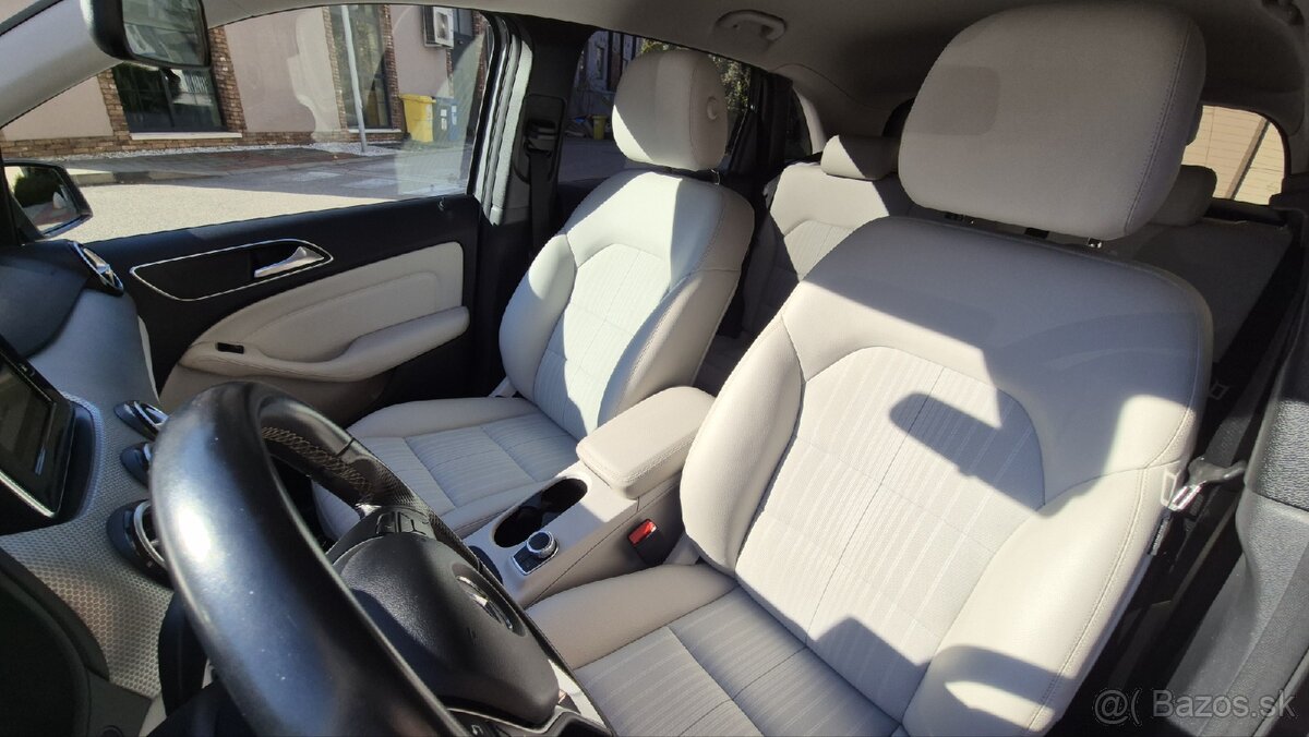 Mercedes Benz B 180 - 6