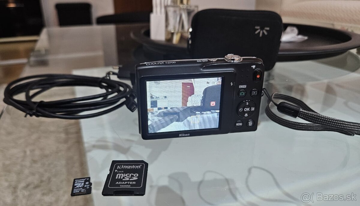 Nikon Coolpix S2700 - 6