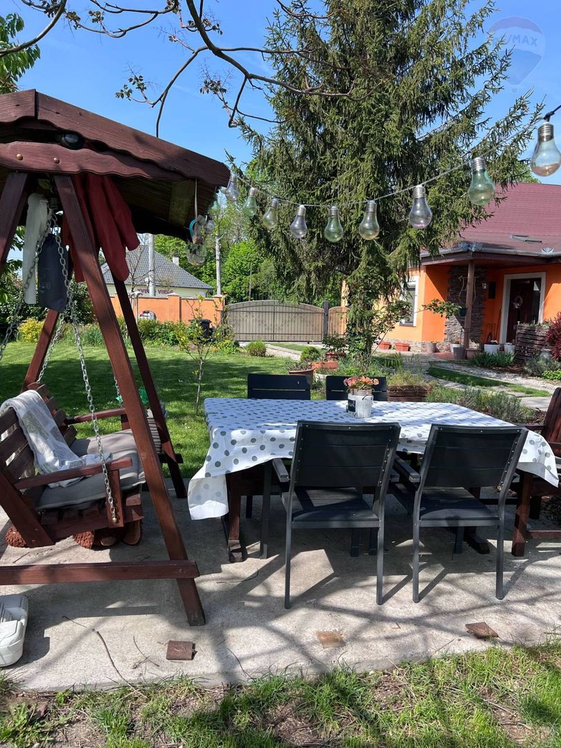 Predaj 4 izbový rodinný dom, krásnym veľkorysým pozemkom, Vr - 6