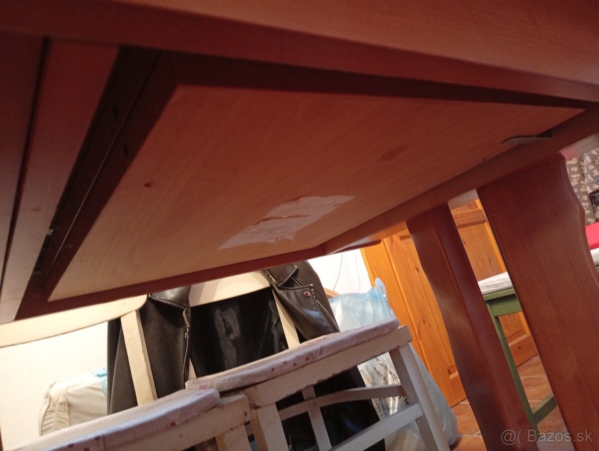 Jedálenský stôl pre 6-8 osôb na repas - 6