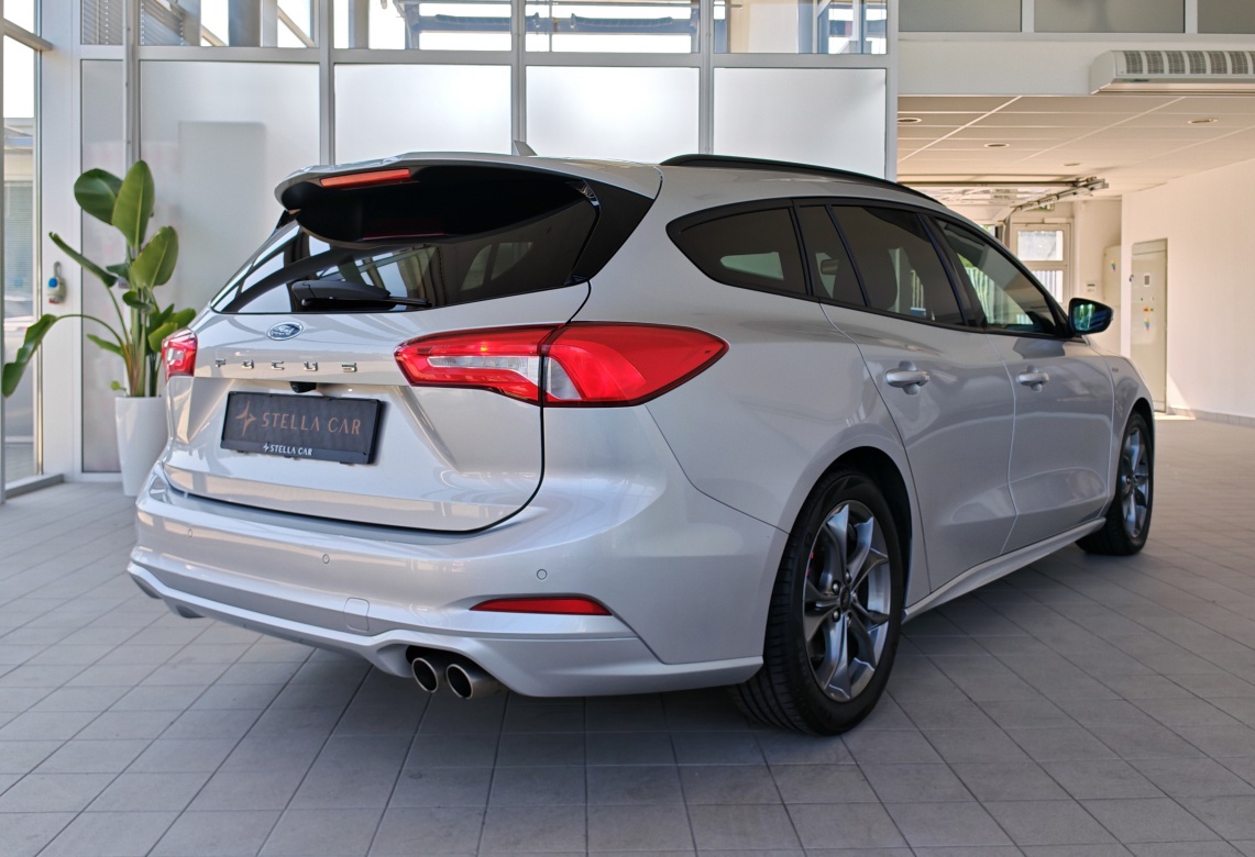 Ford Focus Kombi 1.5 TDCi EcoBlue ST-Line A/T//AJ NA SPLÁTKY - 6
