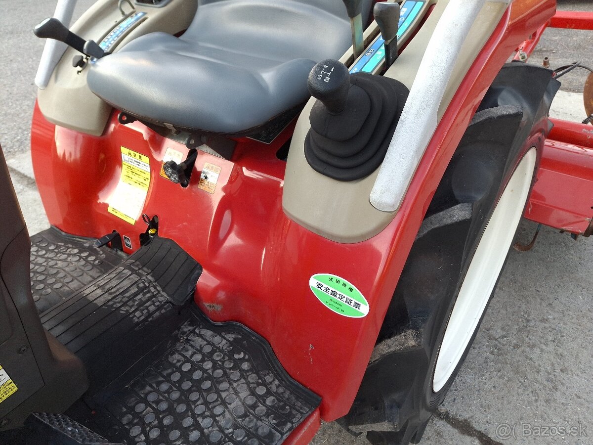 Malotraktor YANMAR AF120 - 6