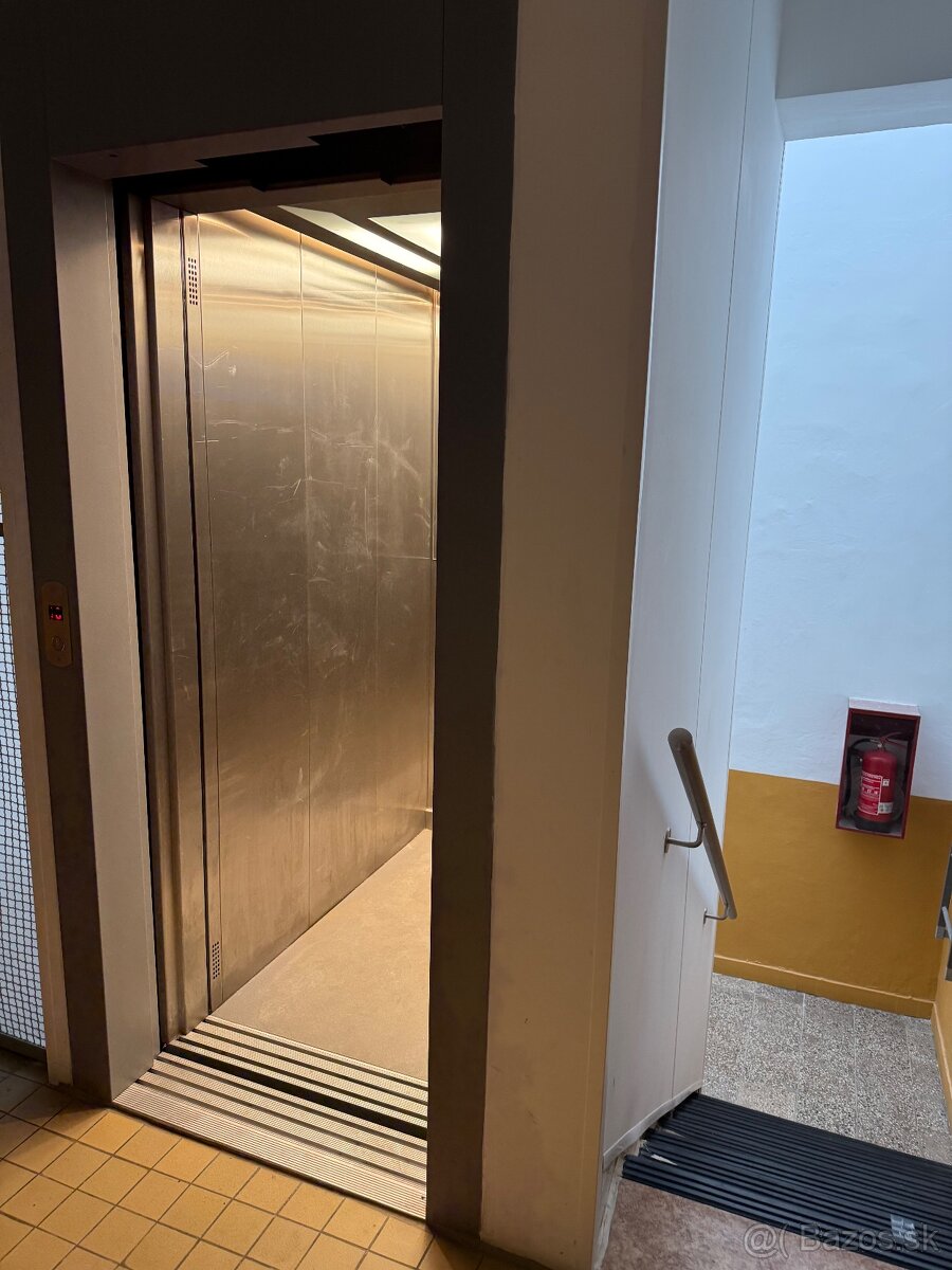 TOP CENA VÝHODNÁ PONUKA - 2 Izbový byt cena 22500eur.- - 6