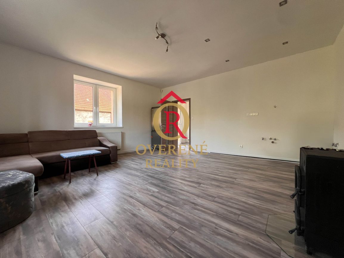 REZERVOVANÉ Víkendový rodinný dom pri Liptovskej Mare - 6