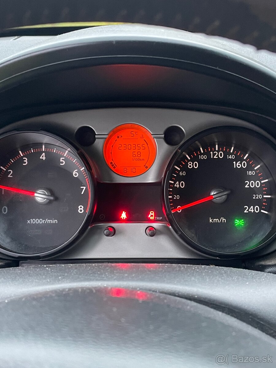 Nissan Qashqai 2008 - 6