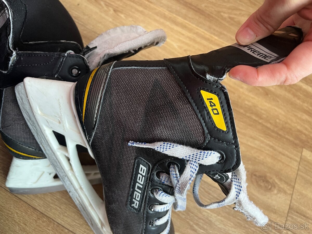 Korčule Bauer Supreme 140,v.37,5 - 6