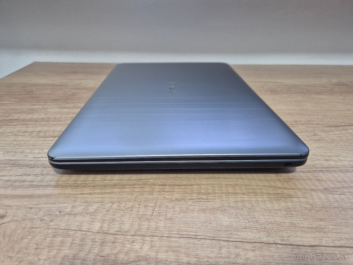 Asus Vivobook X540BA /AMD A6-9225/4GB RAM/FHD/256GB SSD - 6