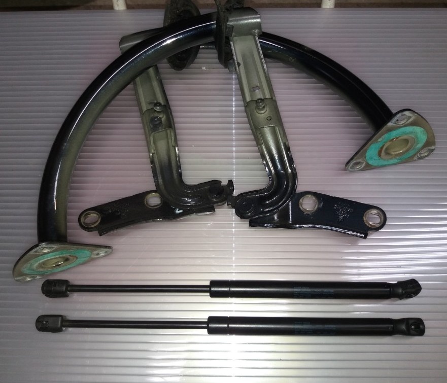 PÁNTY DVERÍ - VW GOLF 5, PASSAT B6 - 6