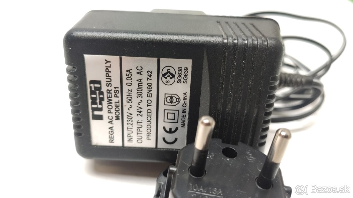 Predám MC predzosilňovač REGA Fono - 6