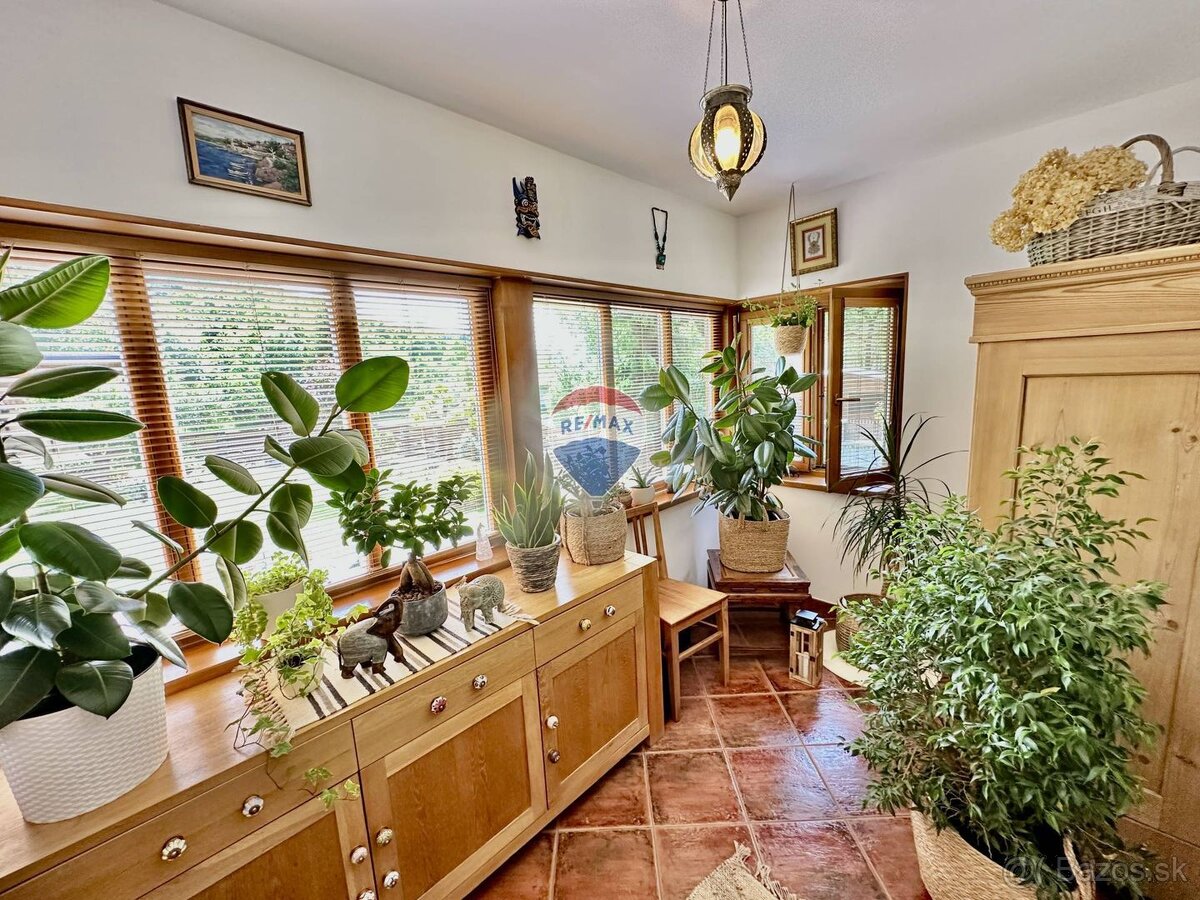 Rozprávkový rodinný dom (chalupa) v prírodnom štýle - Lazy - 6