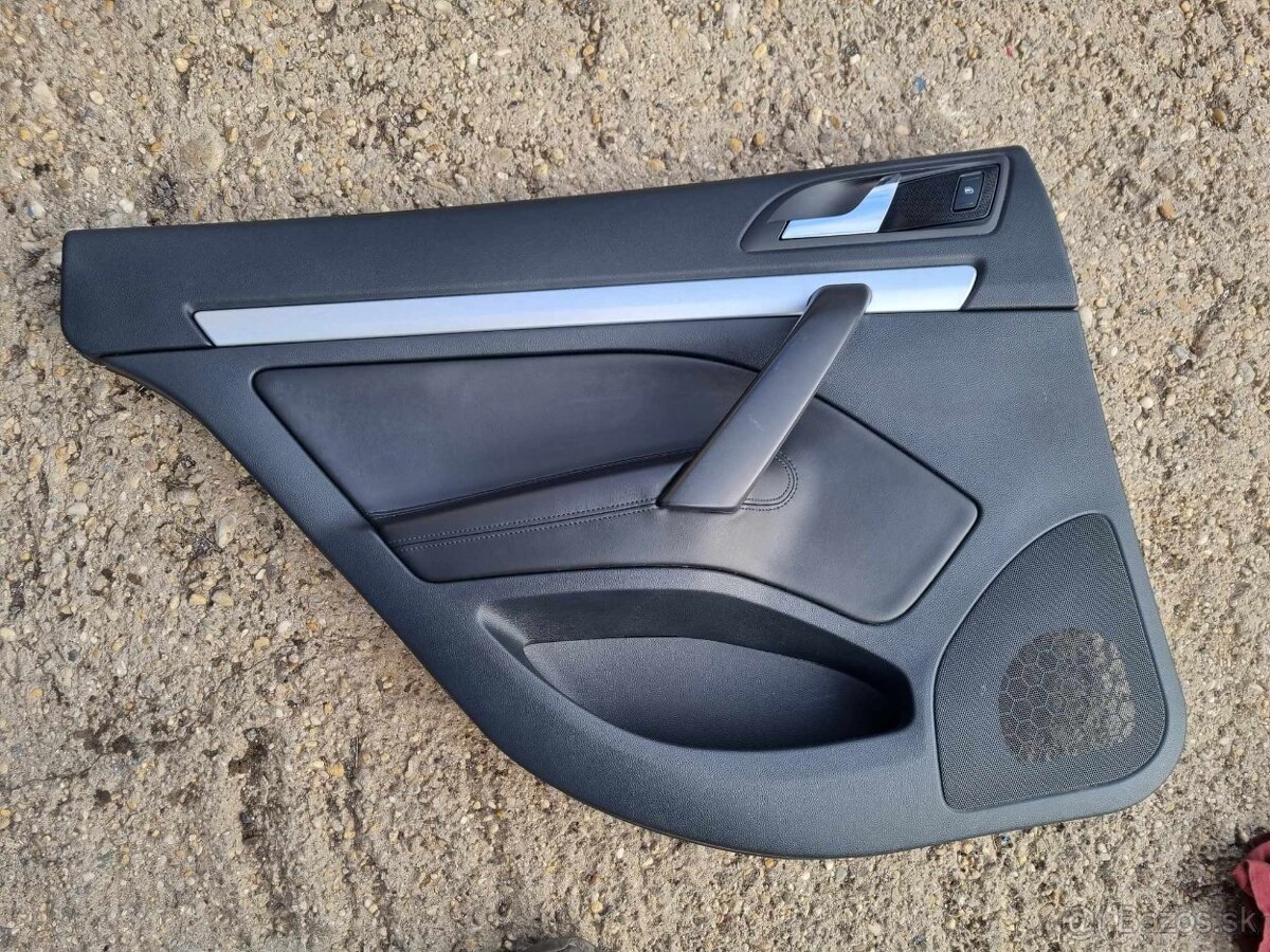 ZADNE KOZENE TAPACIRE SKODA OCTAVIA 2 - 6