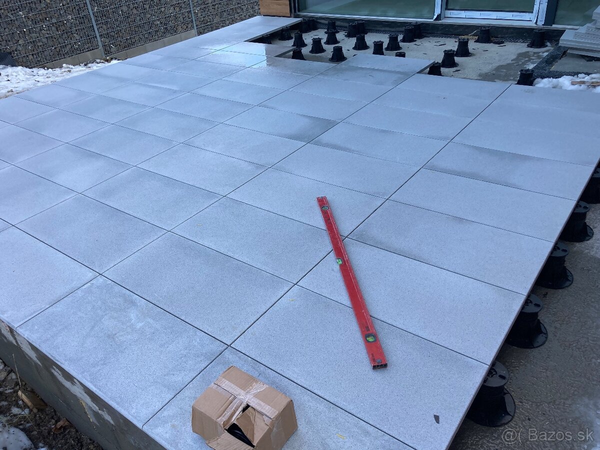 STAVEBNY PRACOVNIK EXTERIER - 6