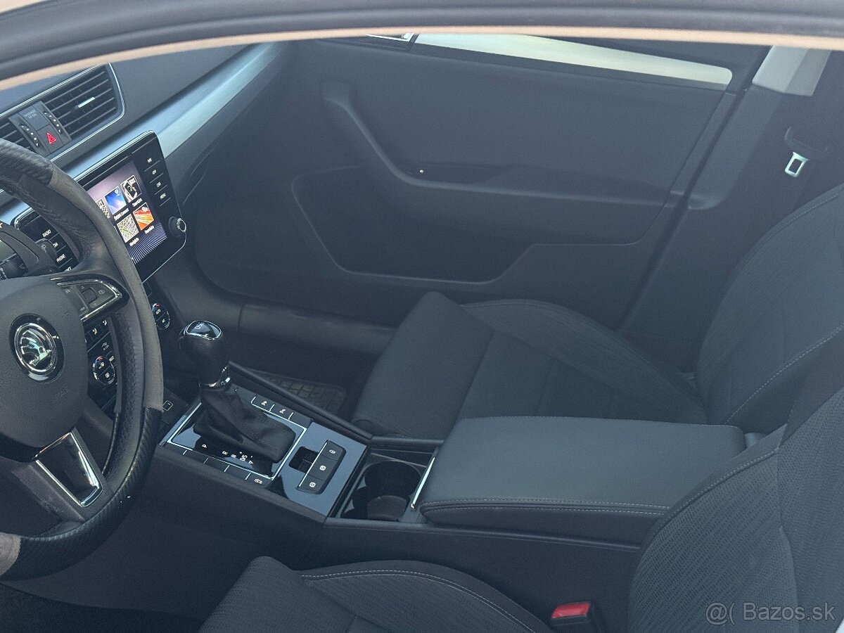 Škoda Superb Combi 2.0TDI - 6