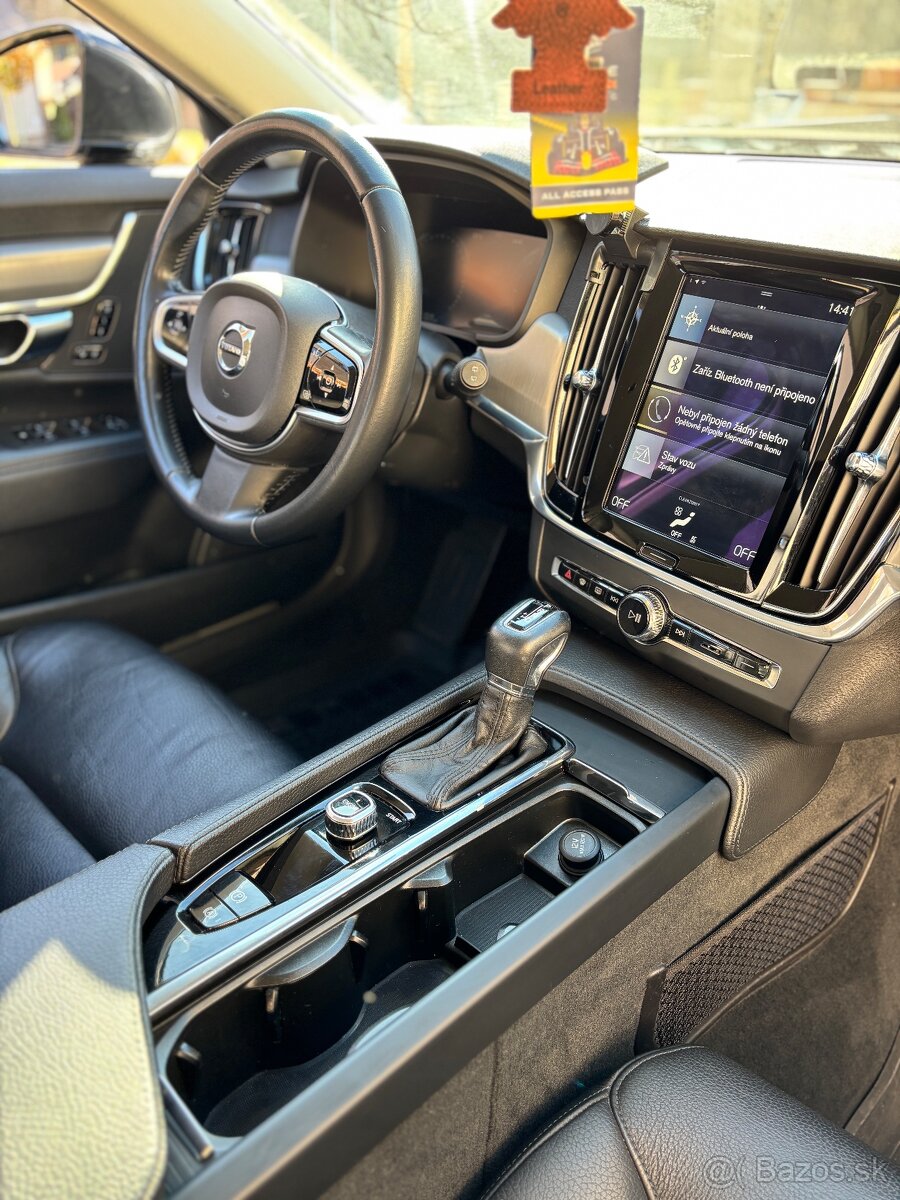 Volvo V90 D5 - 6
