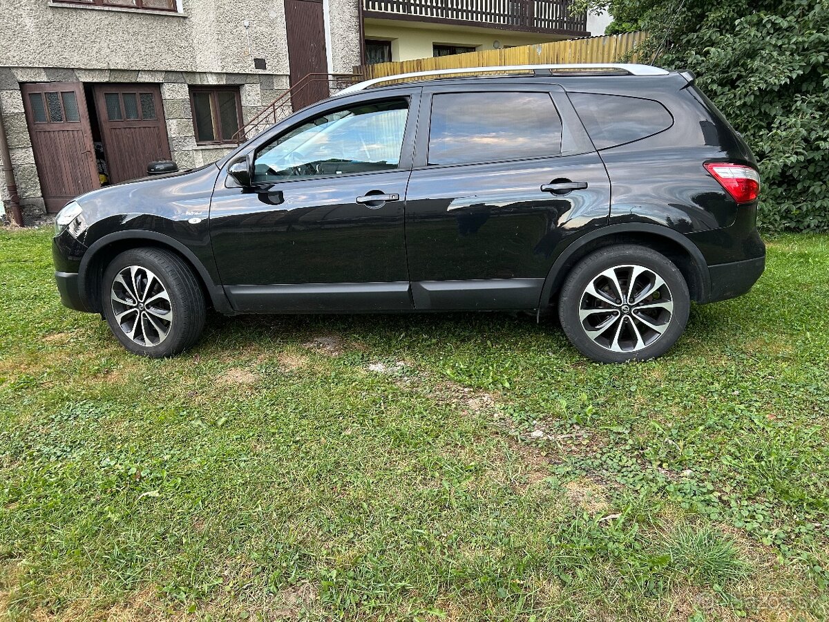 Nissan Qashqai 2.0 benzín 4x4 7 miest - 6