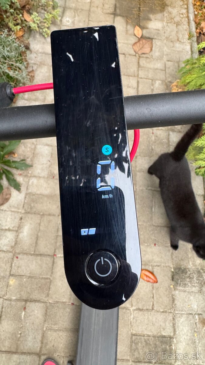 Elektrická kolobežka Xiaomi Electric Scooter 4 Pro EU 35802 - 6