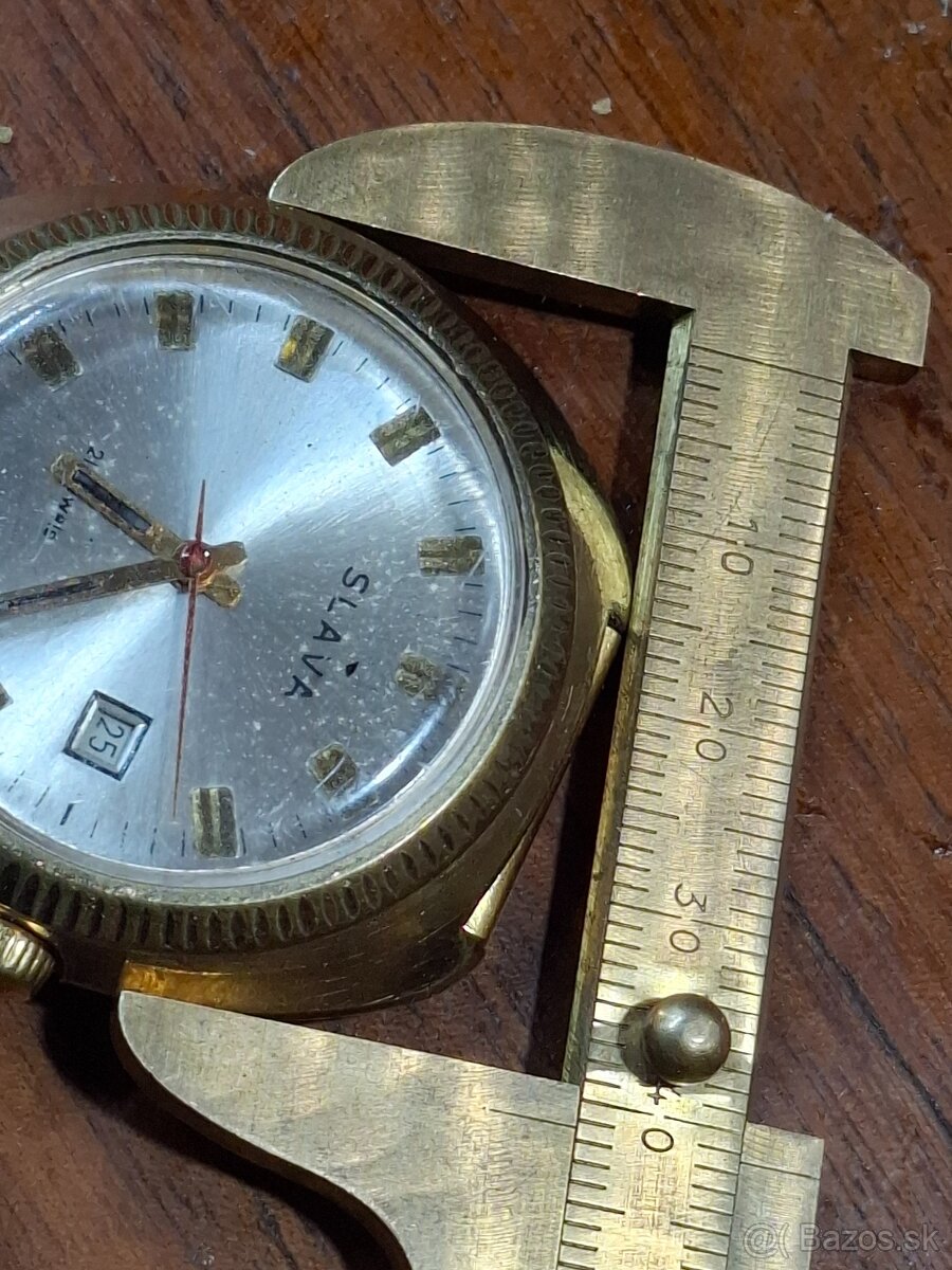 Predám funkčné pánske náramkové hodinky SLAVA 21 Jewels 28 € - 6