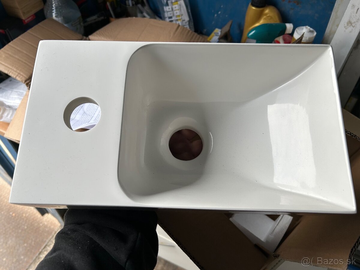 Predám 2x malé umyvadlá - 6