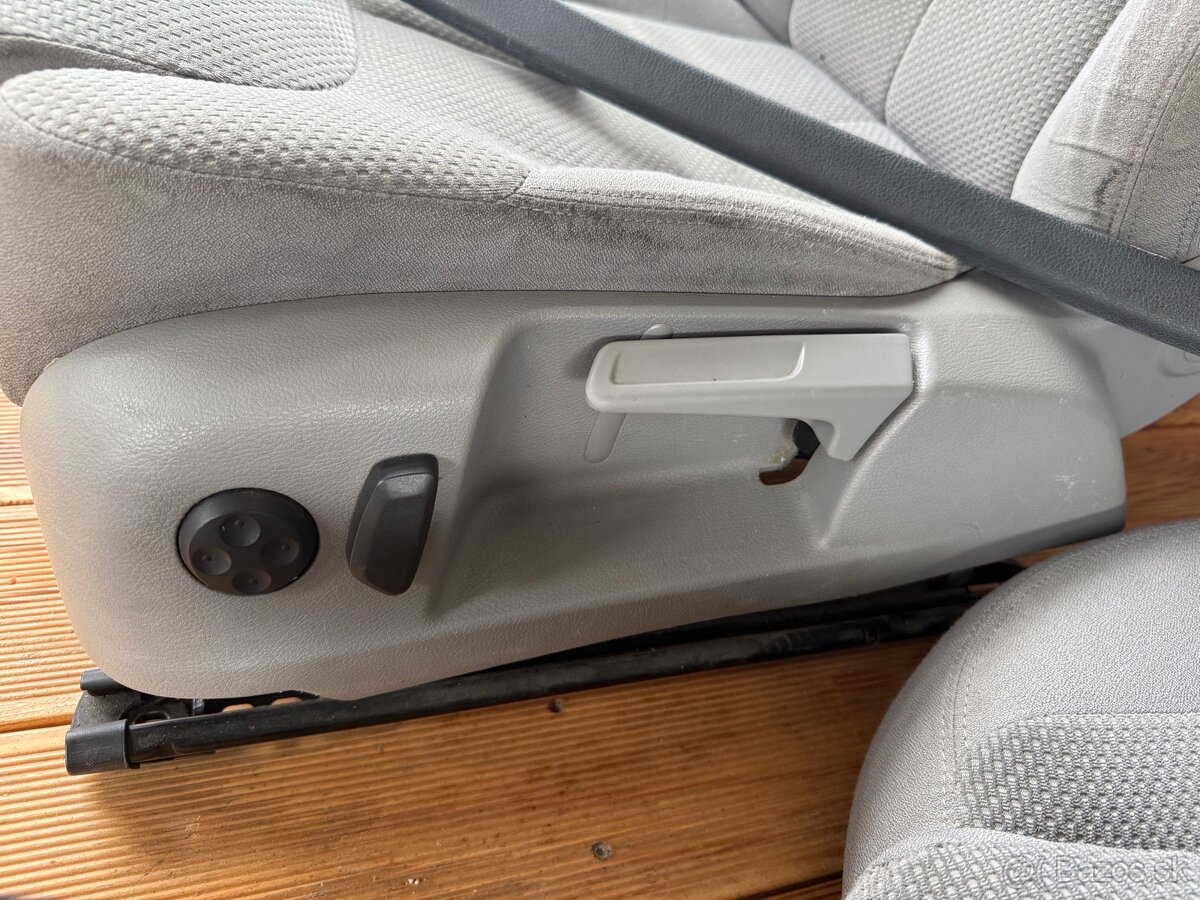 Sedačky passat b6 - 6