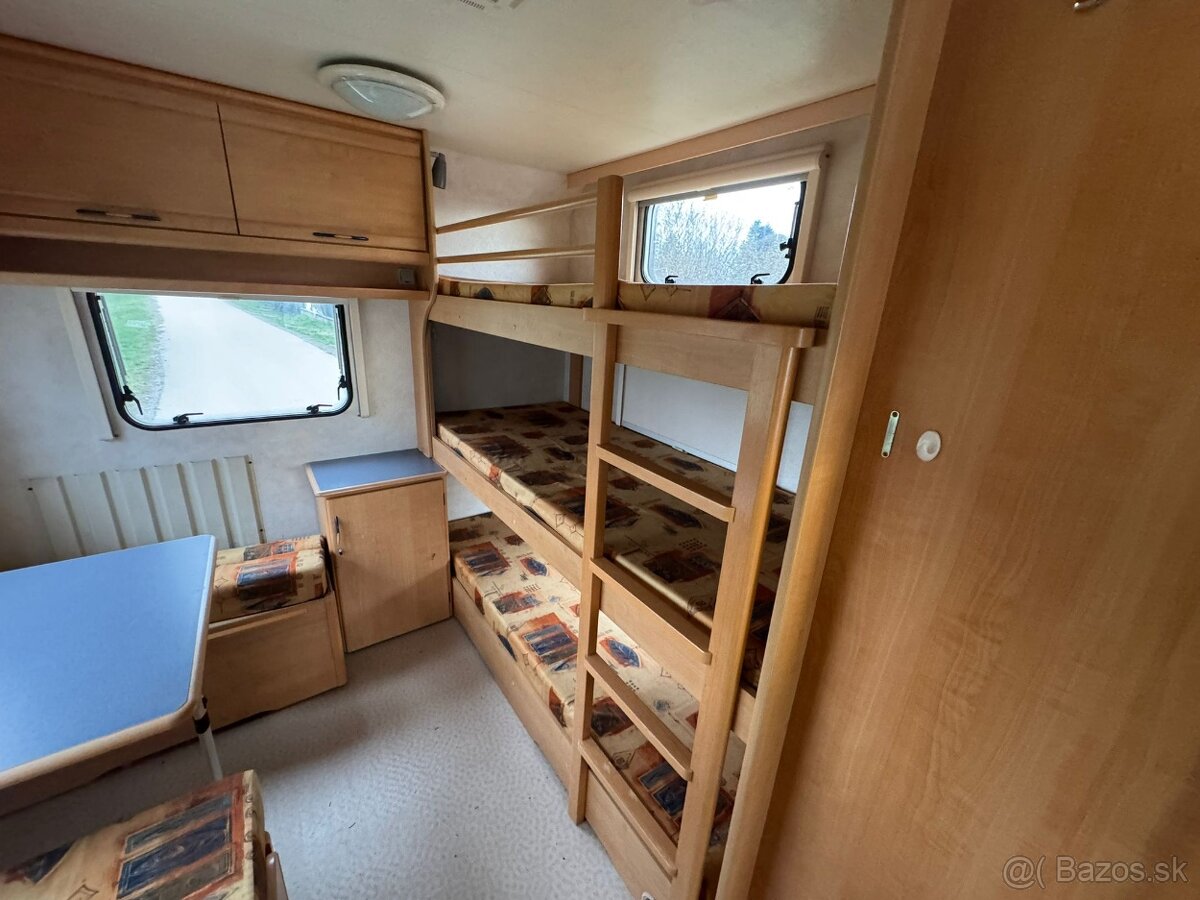 KARAVAN OBYTNÝ PRÍVES ROK 2001 - 6