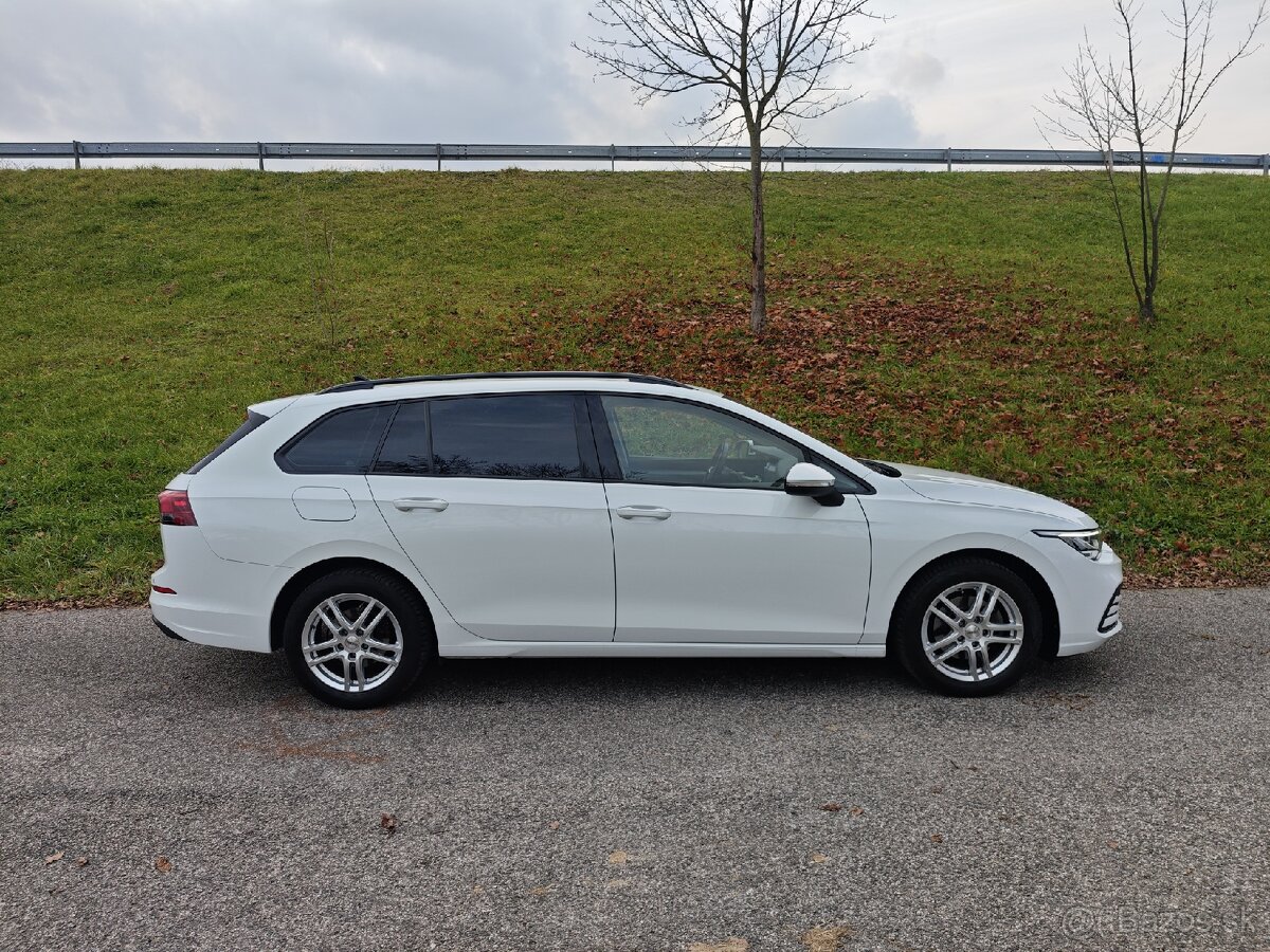 VW Golf 1.5 TSI Life Virtual kokpit Front&Lane Assist - 6