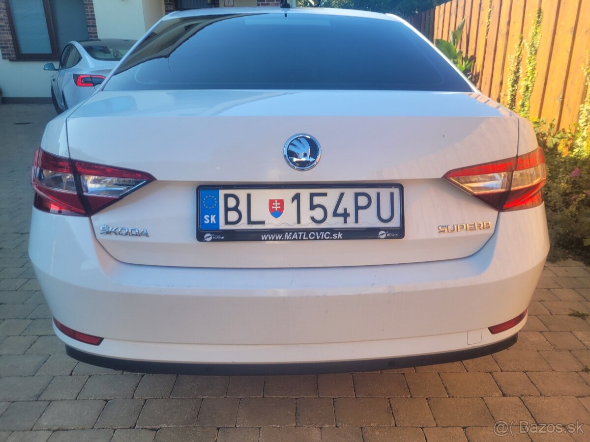 Predám Škoda Superb 2,0 TDI, 9/2017, DSG automat - 6